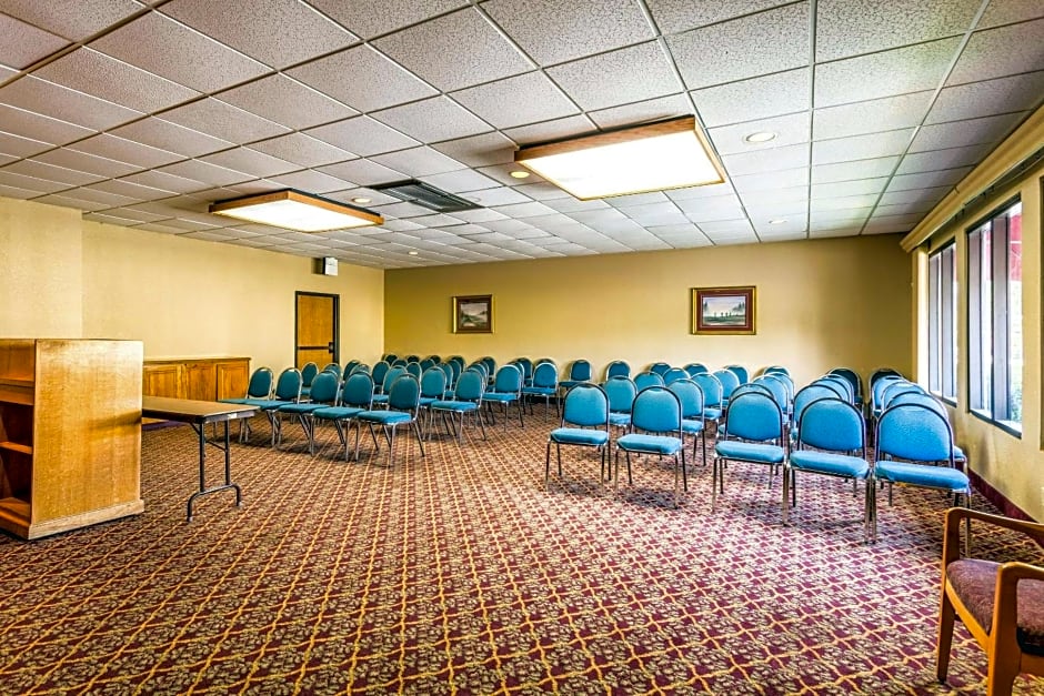 Econo Lodge Homewood - Birmingham – Birmingham, AL