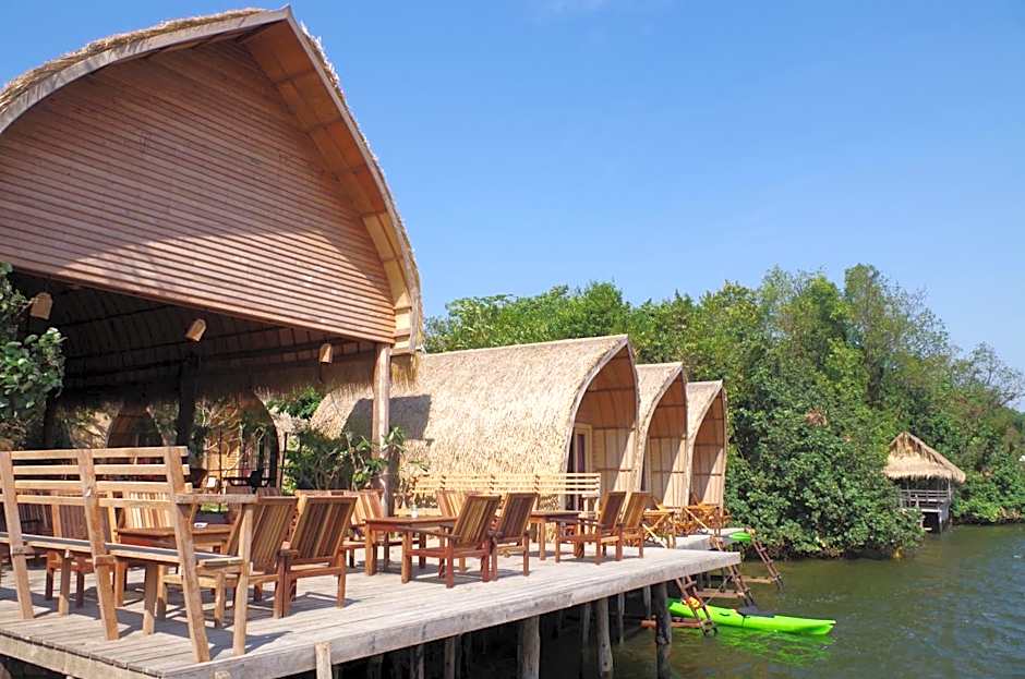 Bamboo Bungalow