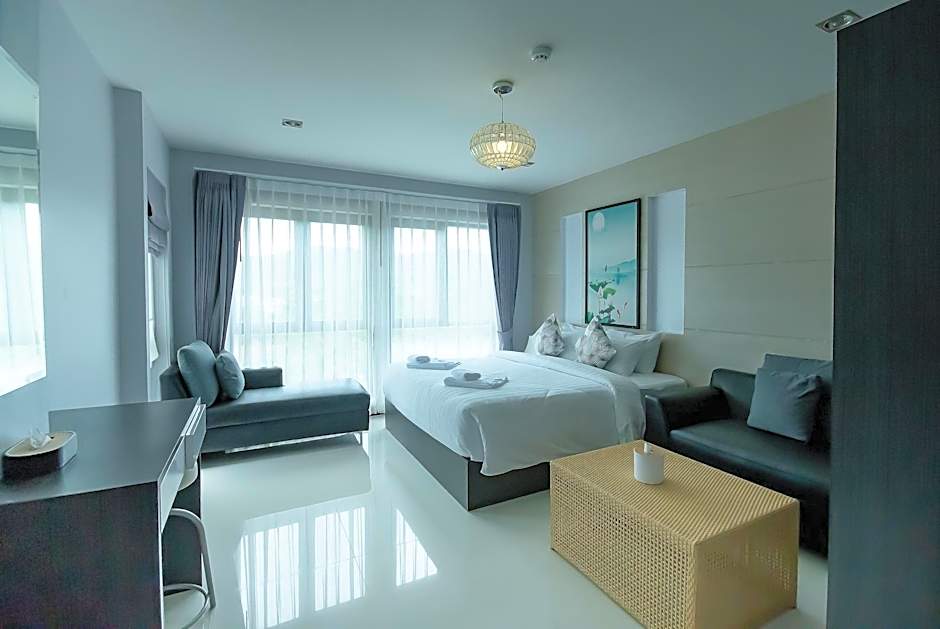 The Lucky Beach Ao Nang