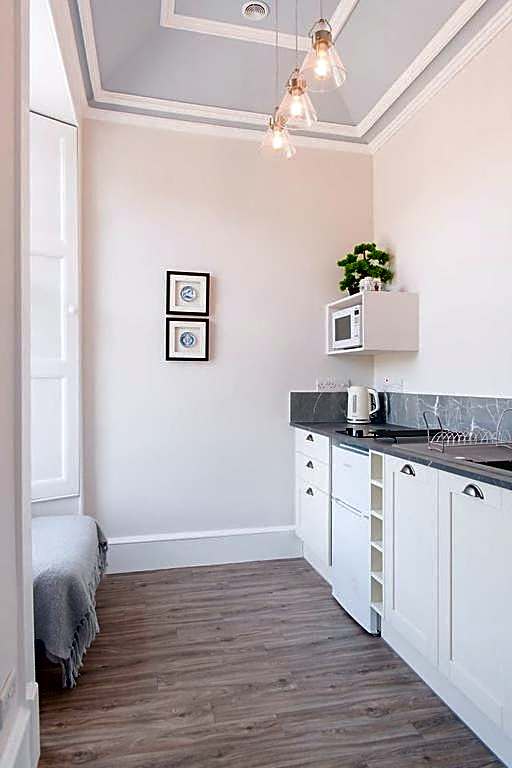 The Merryburn - Rooms and Courtyard Studios