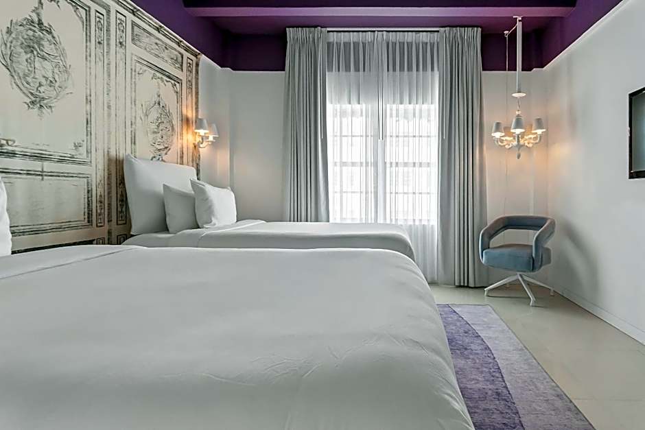 Foto 1 di 7 di 2 Double Beds