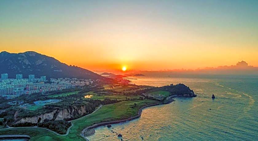 Himalayas Qingdao Hotel