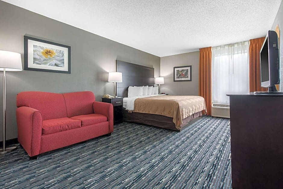 Quality Inn & Suites Brownsburg - Indianapolis West