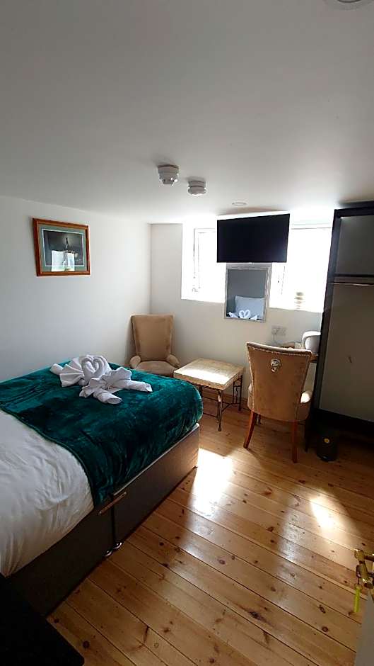 Adnans Hotel