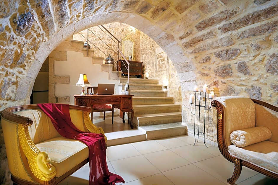 Archontiko Old Town Suites