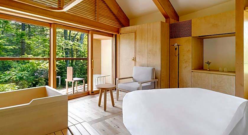 SHISHI-IWA HOUSE KARUIZAWA