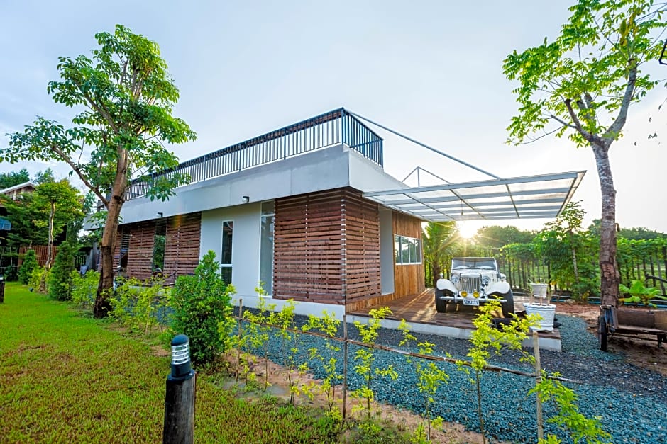 Kampot River Residence