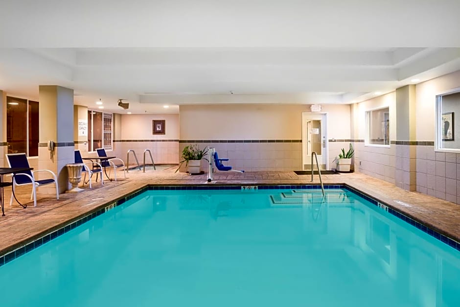 Holiday Inn Express Hotel & Suites Vacaville By IHG
