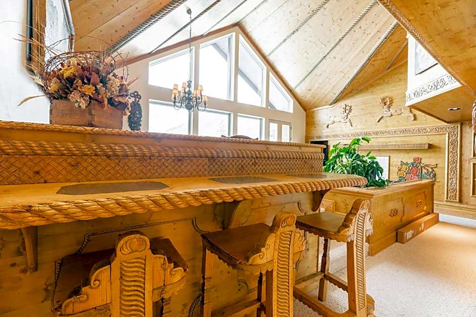 Northwood's Ski-In Ski-Out by Vail Realty