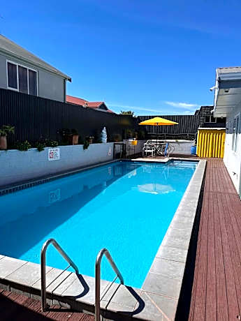 Kowhai & Colonial Motel