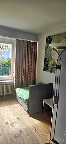 Bed in 4-Bed Mixed Dormitory Room