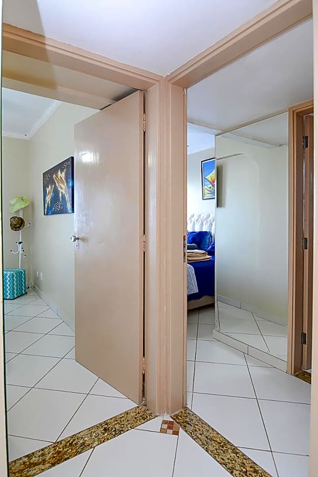 Apartamento no Morro do Maluf, frente ao mar