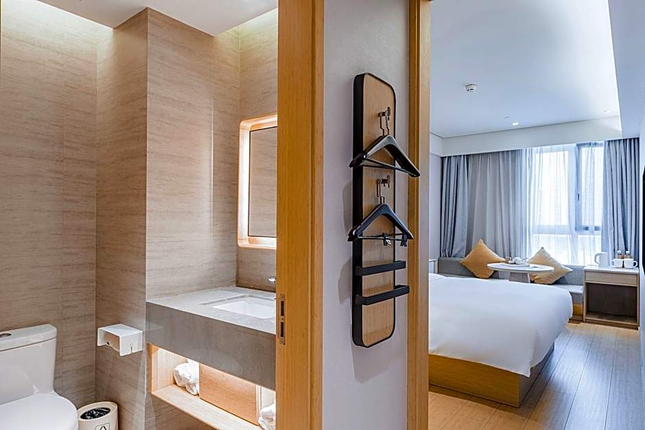 JI Hotel Shanghai Hongqiao Aegean Sea