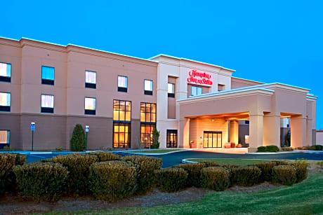 Hampton Inn & Suites Hartford-Manchester