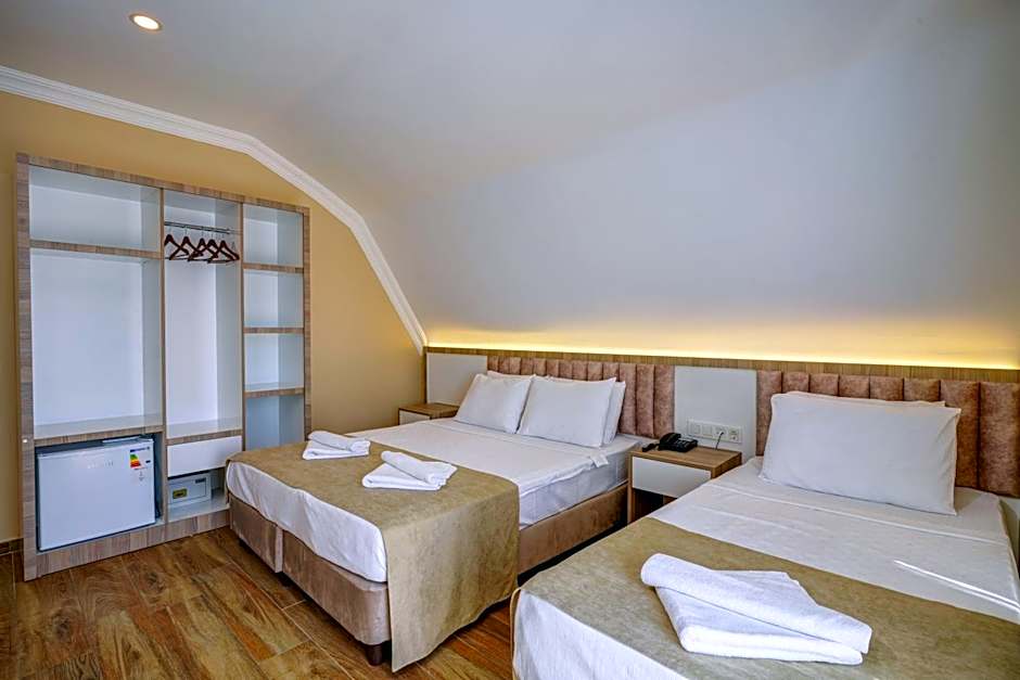 Miss Cleopatra Hotel