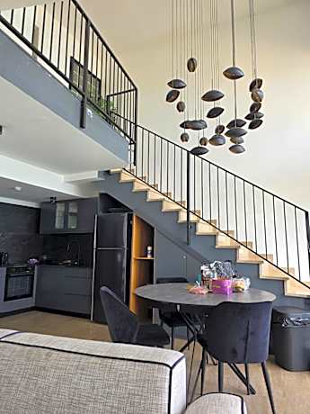 Duplex Suite