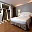 Master Porto Alegre Hotel - Av Carlos Gomes, Proximo ao Consulado Americano