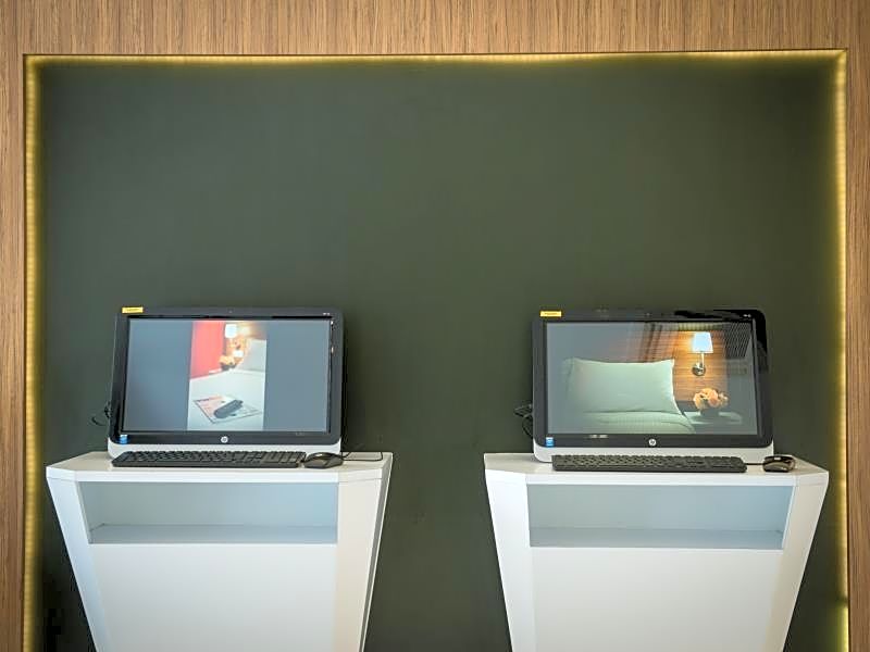 Sovotel Boutique Hotel @ Bandar Menjalara