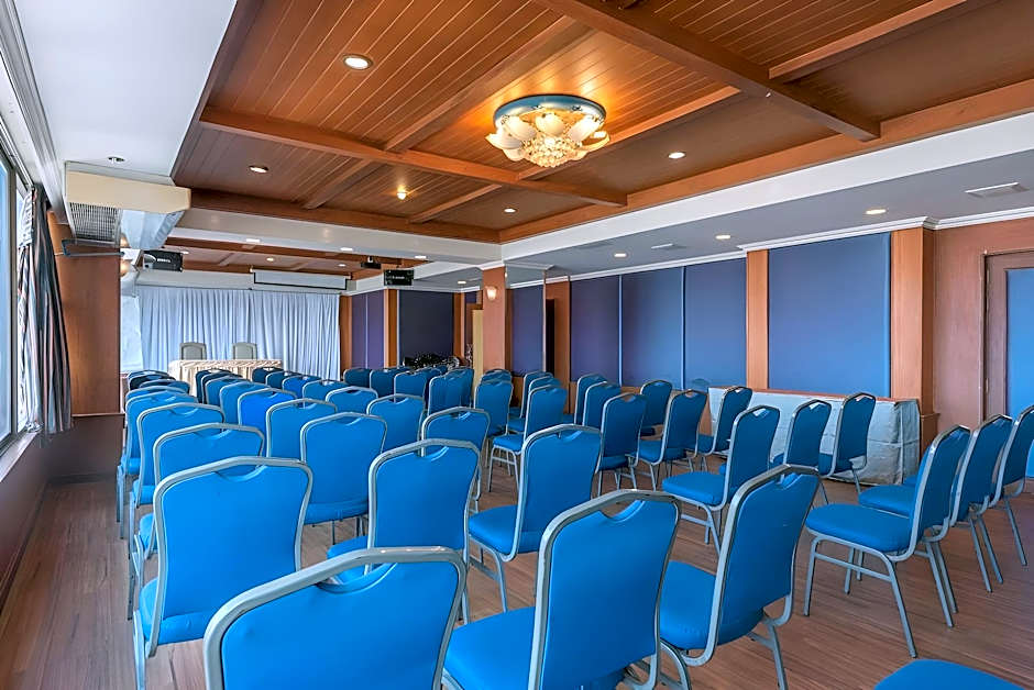 Nonthaburi Palace Hotel