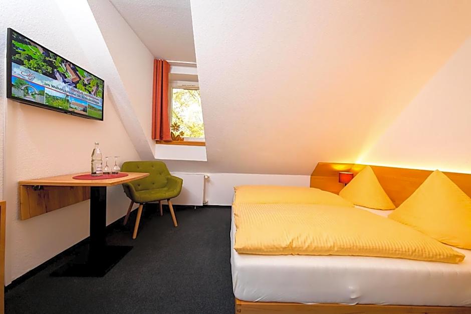 Wohlfühlhotel IM SCHLOSSPARK - Self CheckIn