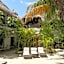 La Puerta Azul Beachfront - Adults Only