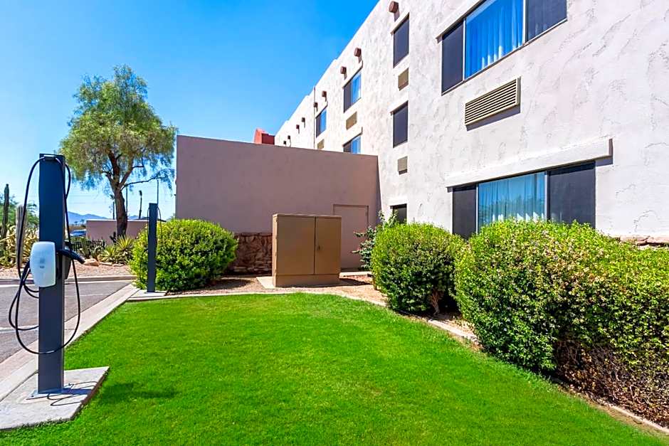 Red Lion Inn & Suites Goodyear - West Phoenix