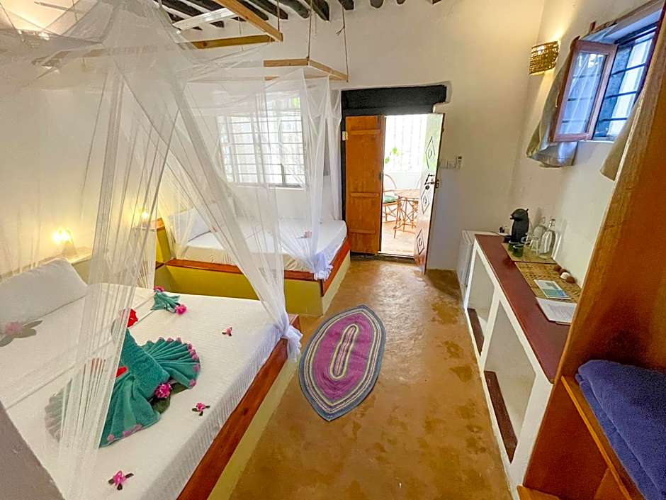 HEBE Bungalows Lodge