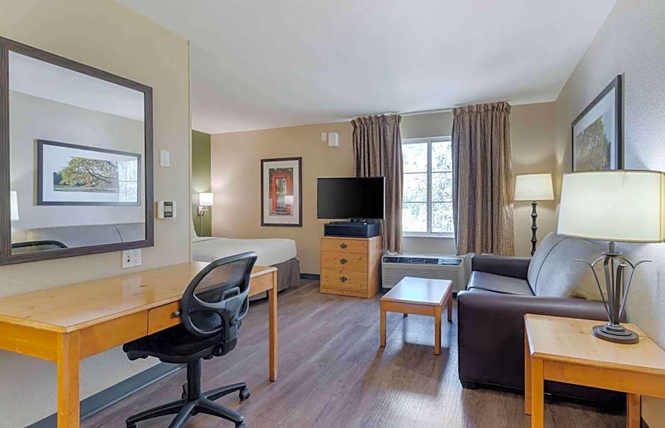 Extended Stay America Suites - Pleasanton - Chabot Dr.