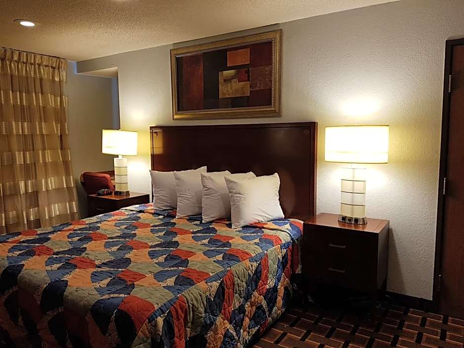 Le Mars Inn and Suites