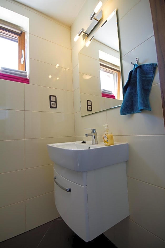 Pokoje goscinne "U Adaska"