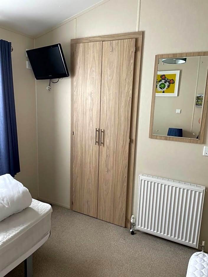 Nodes Point Sandy Bay AP27 affordable ferry prices available