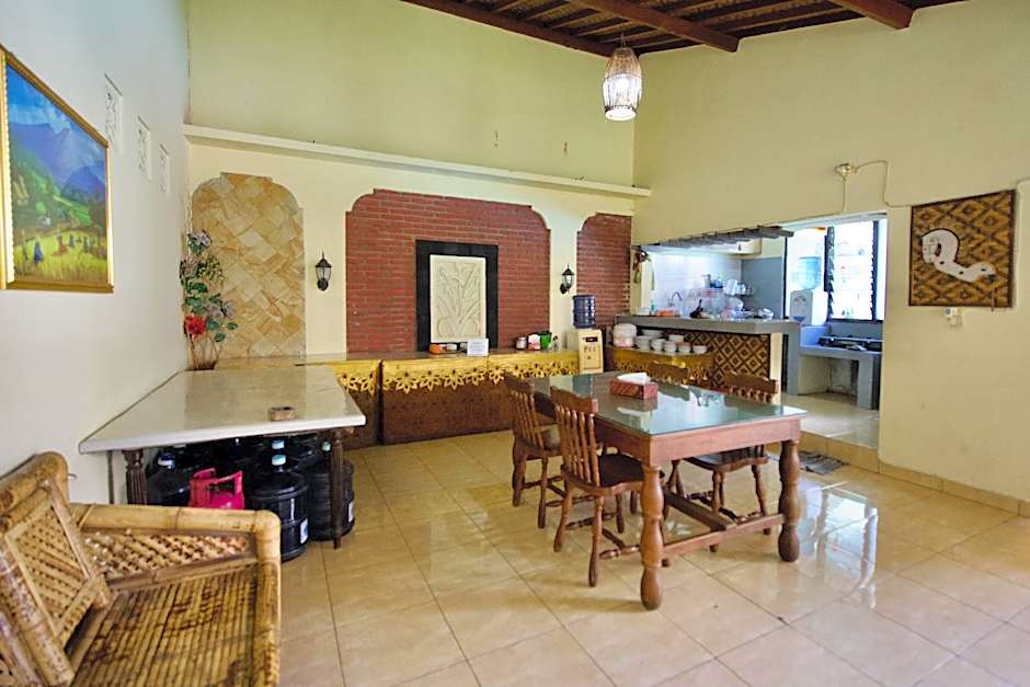 Ndalem Padma Guesthouse