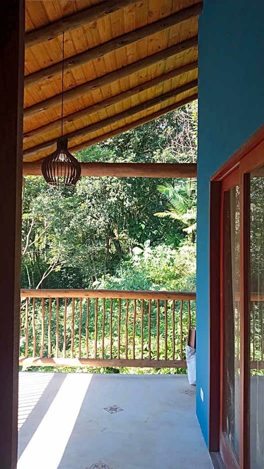 Ecocasa azul - Chalé na mata