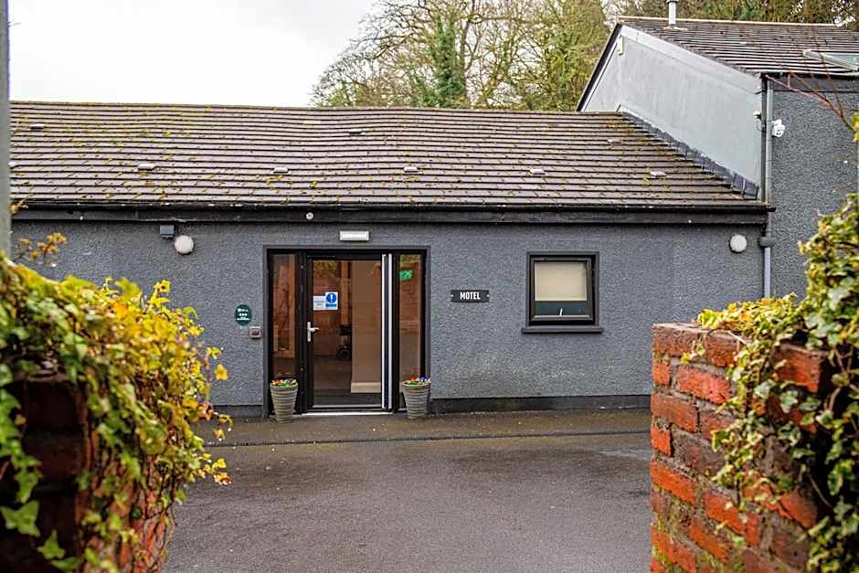 The Enniskillen Hotel and Motel