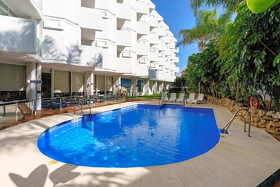 Aluasun Lago Rojo - Adults recommended