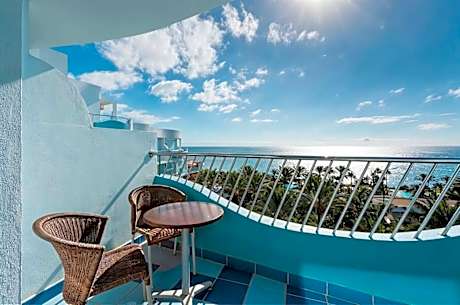 Double Room SEA VIEW 1 ADULT + CHILD