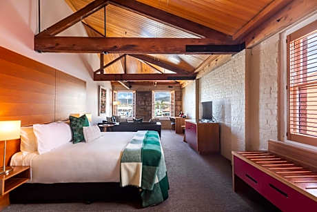 Deluxe Double Room with Harbor View