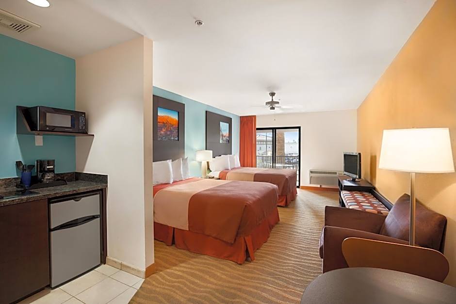 Super 8 By Wyndham Indio