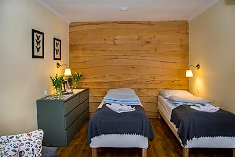 Triple Room with Private Bathroom