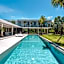 Villa Bull House: Amazing 6 Bedrooms Contemporary Villa in Seminyak