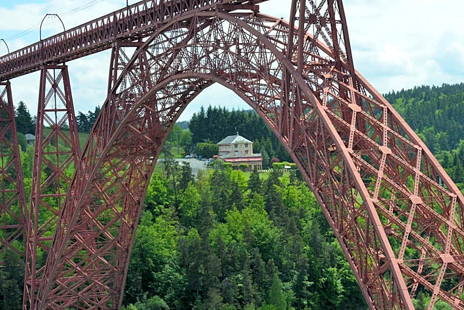Logis Hôtel Beau Site