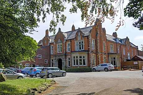 Best Western Grimsby Oaklands Hall Hotel