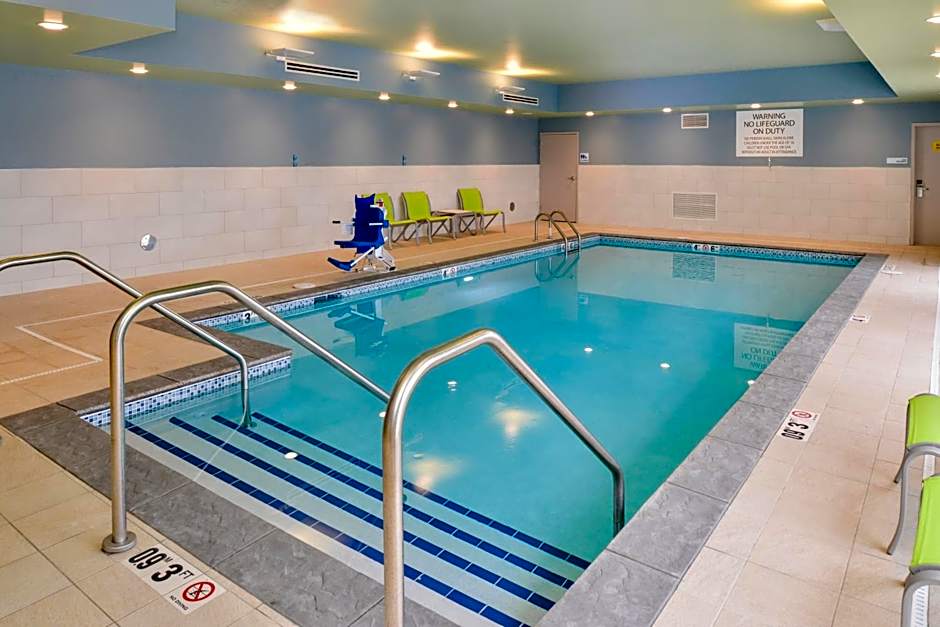 Holiday Inn Express & Suites - Chadron By IHG