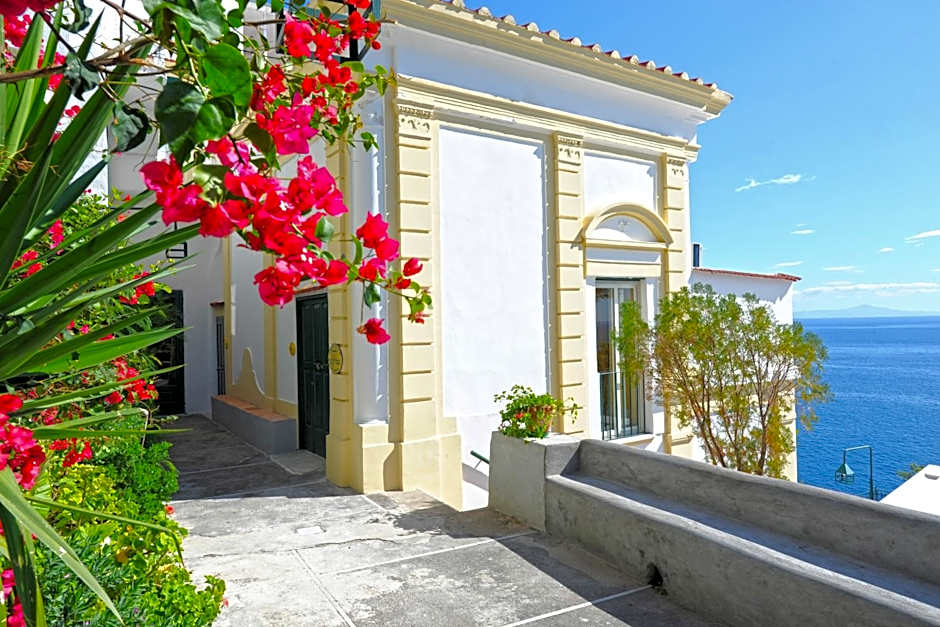 Hotel Torre Saracena