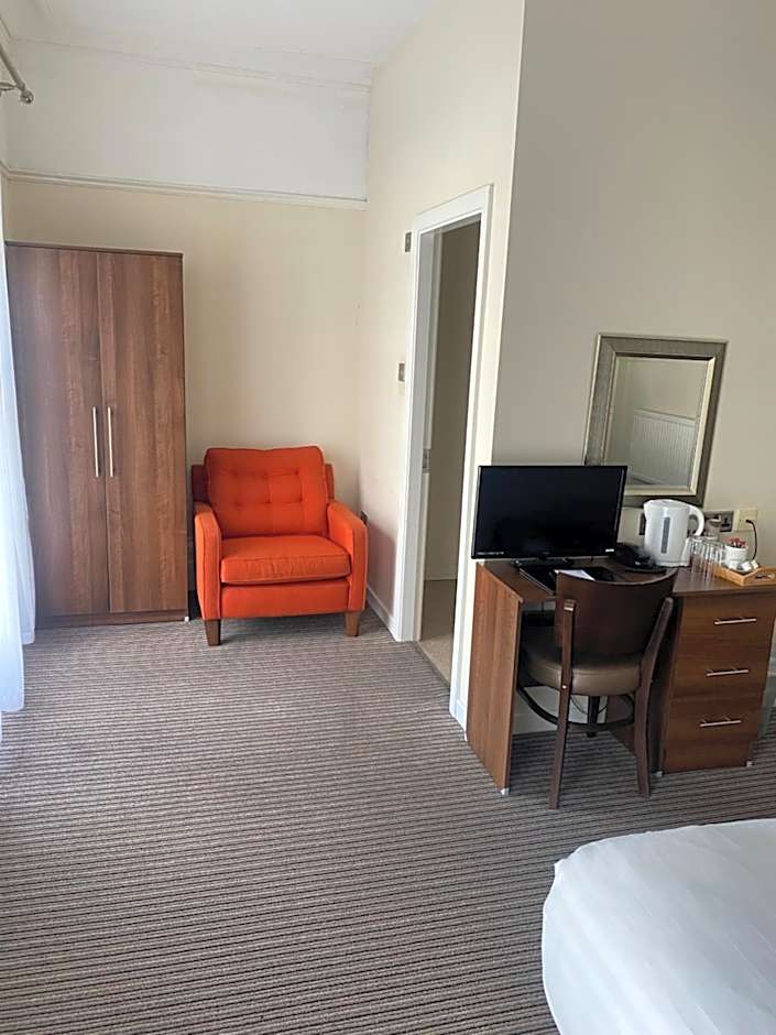 The New Brighton Hotel