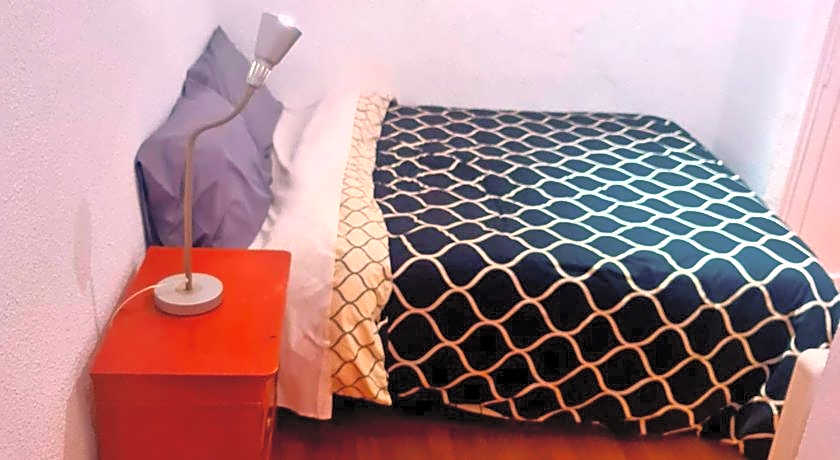 GRAN VIA VALVERDE Apartaments & ROOMS PARKING