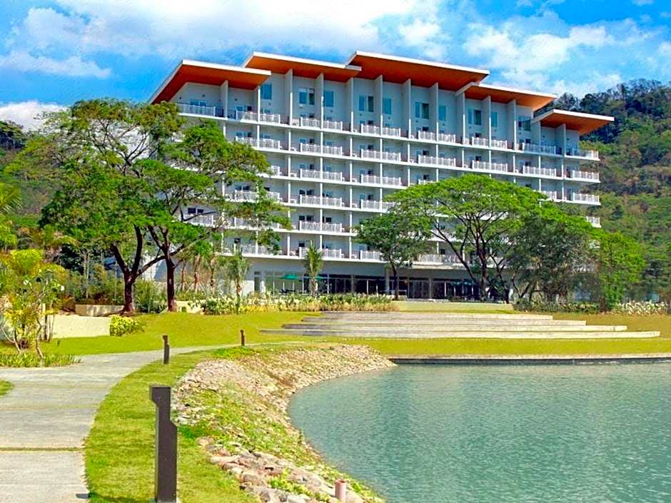 Pico Sands Hotel