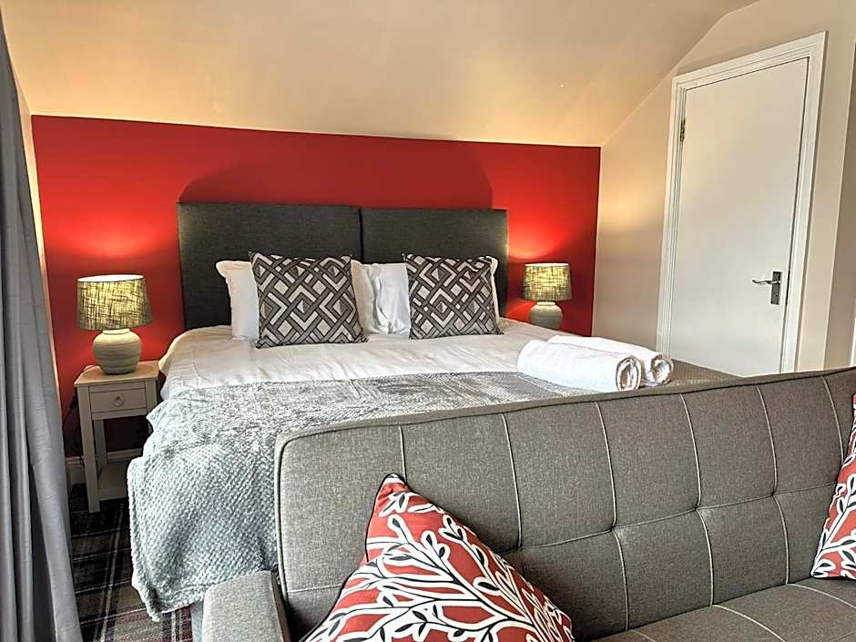 The Prince Albert Pub & Hotel with onsite FREE PARKING 2 minutes from Legoland