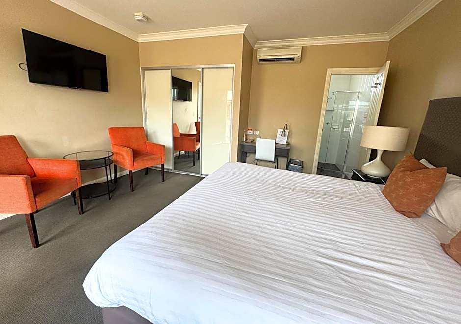 Sundowner Motel Hotel