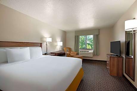 King Room - Non-Smoking